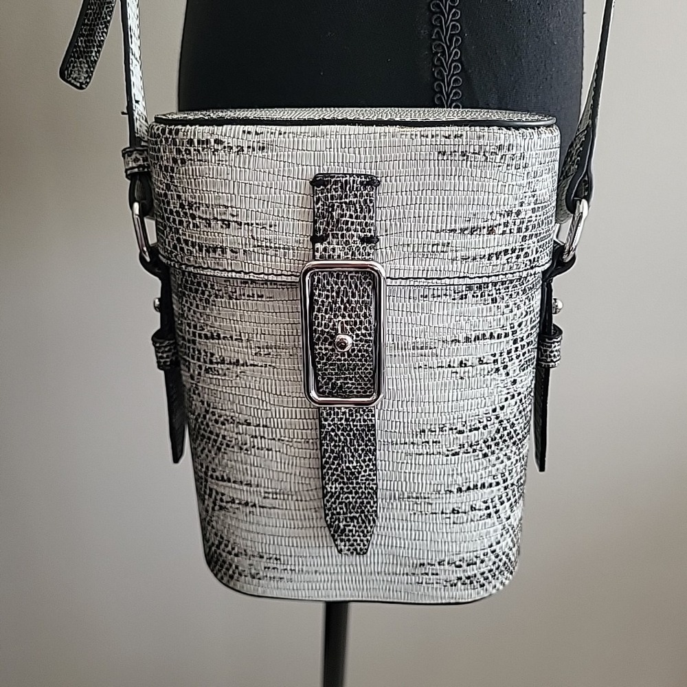 Vince Camuto Group Pema Crossbody Faux Snakeskin Black/White
